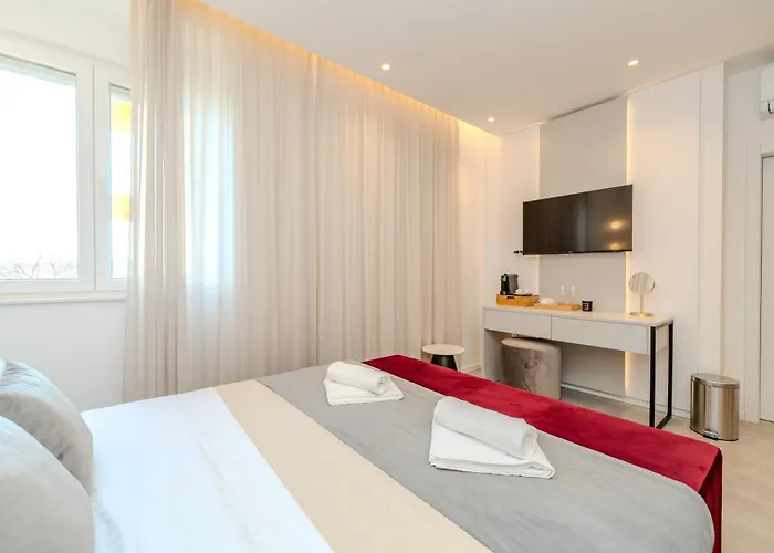 Kolovare Luxury