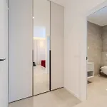 Διαμέρισμα Kolovare Luxury *