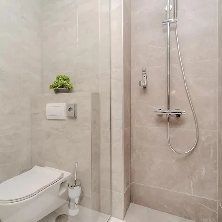 Kolovare Luxury Apartamento